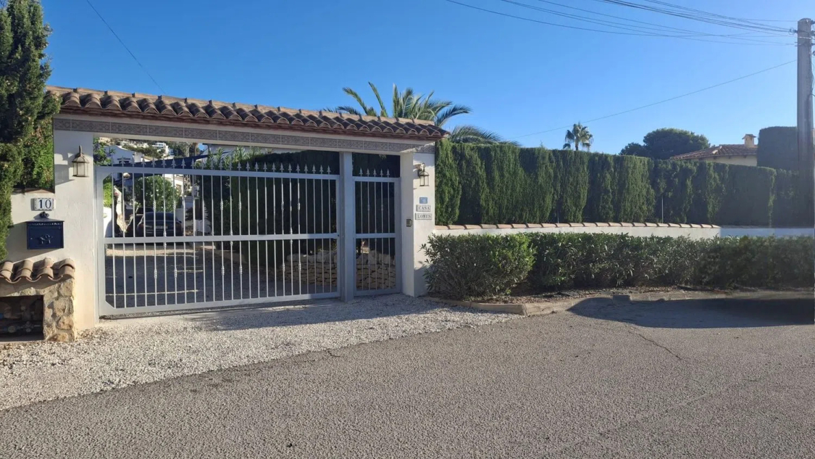 DP-02-ENJ-VI-00384-C-14 Villa for sale in Benissa