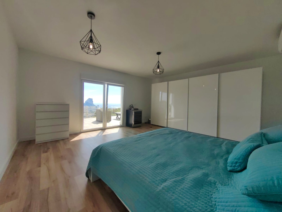 DP-02-ENJ-VI-00400-D-22 Villa for sale in Calpe / Calp