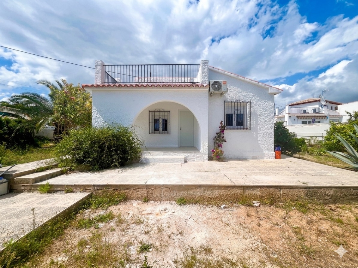 Villa for sale in Calpe / Calp