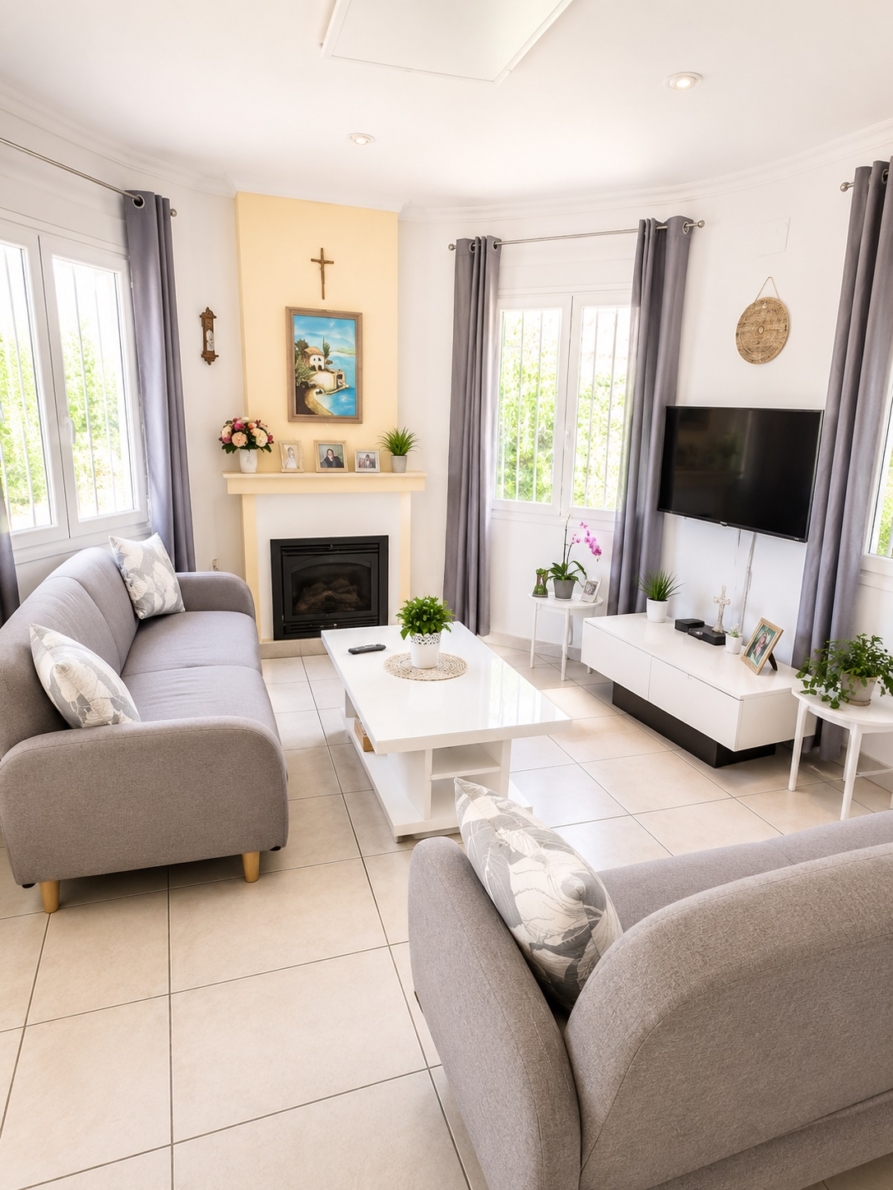 Villa for sale in Dénia