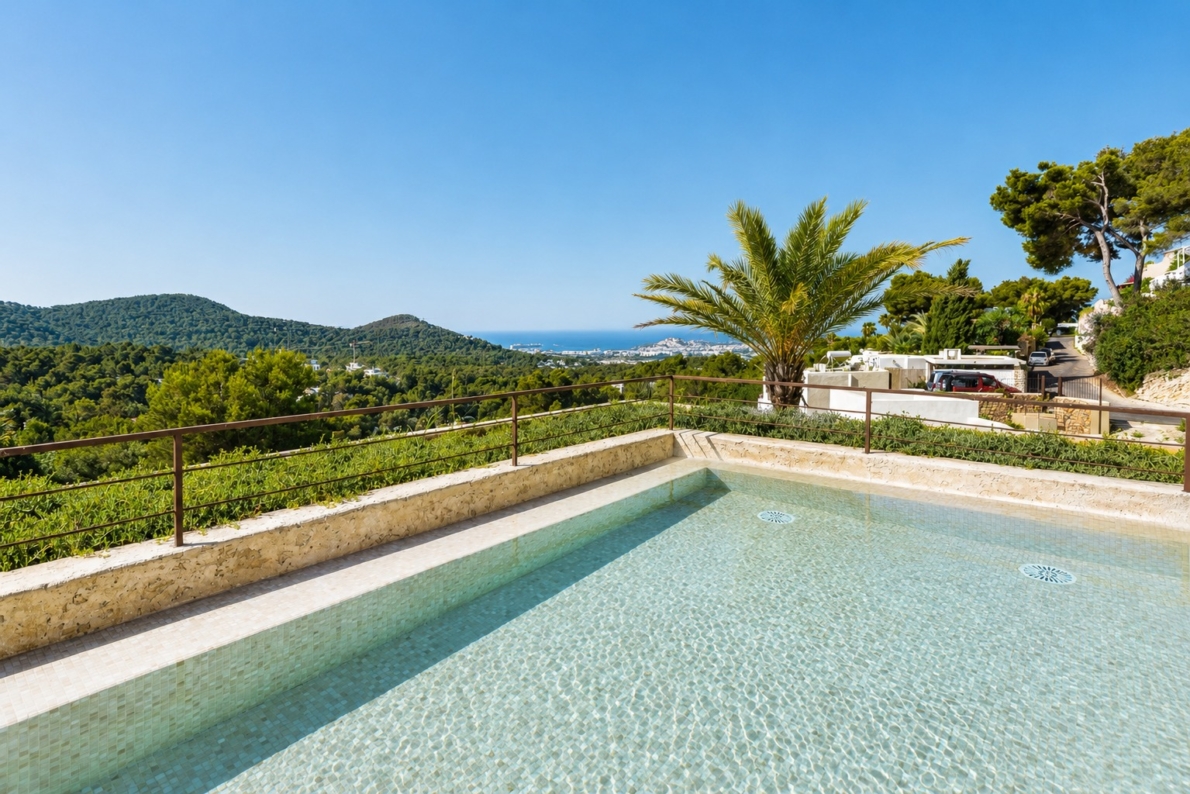 DP-02-ENJ-VI-00463-D-8 Villa for sale in Santa Eulària des Riu