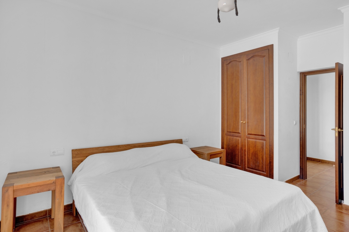 Villa for sale in Orba