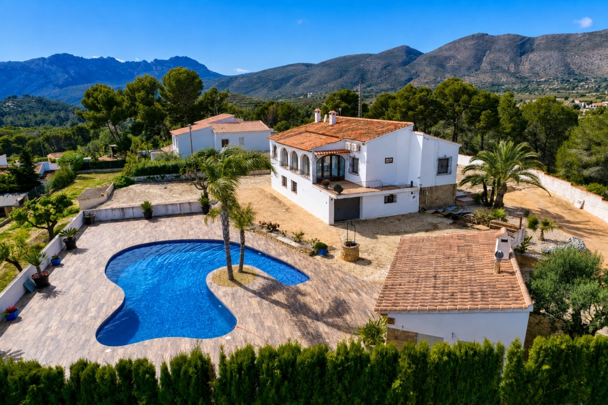 Villa for sale in Benissa