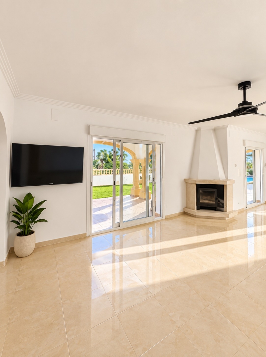Villa for sale in Beniarbeig