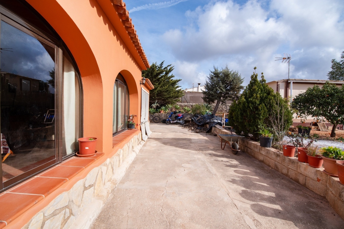 DP-03-CBDE1619-8 Finca / Country Property for sale in Benissa