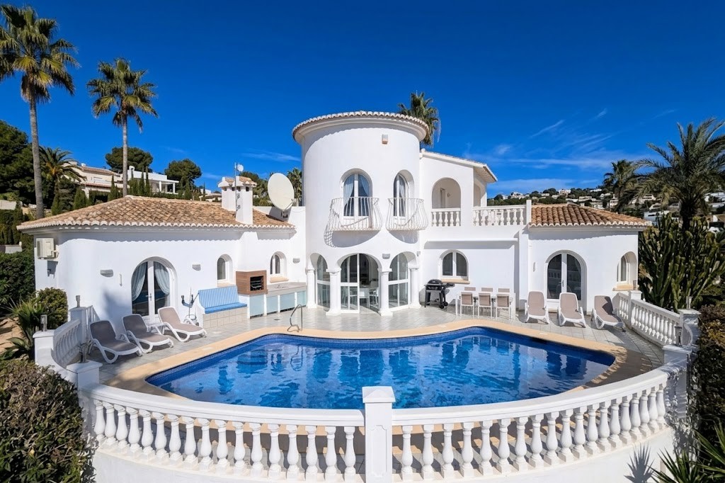 Villa for sale in Moraira