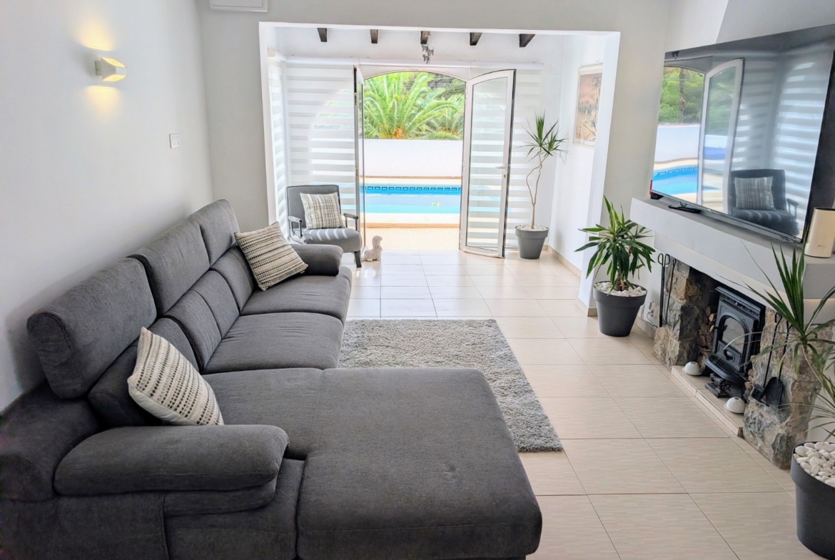 1170