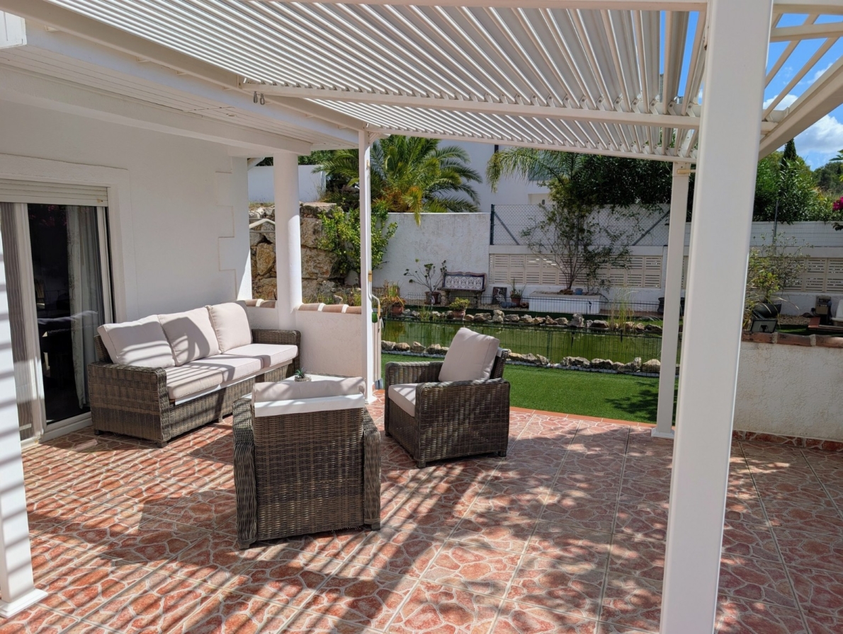 Villa for sale in Jalon