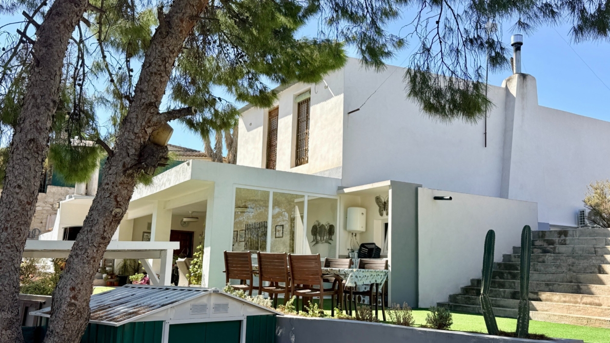 Villa for sale in Elche