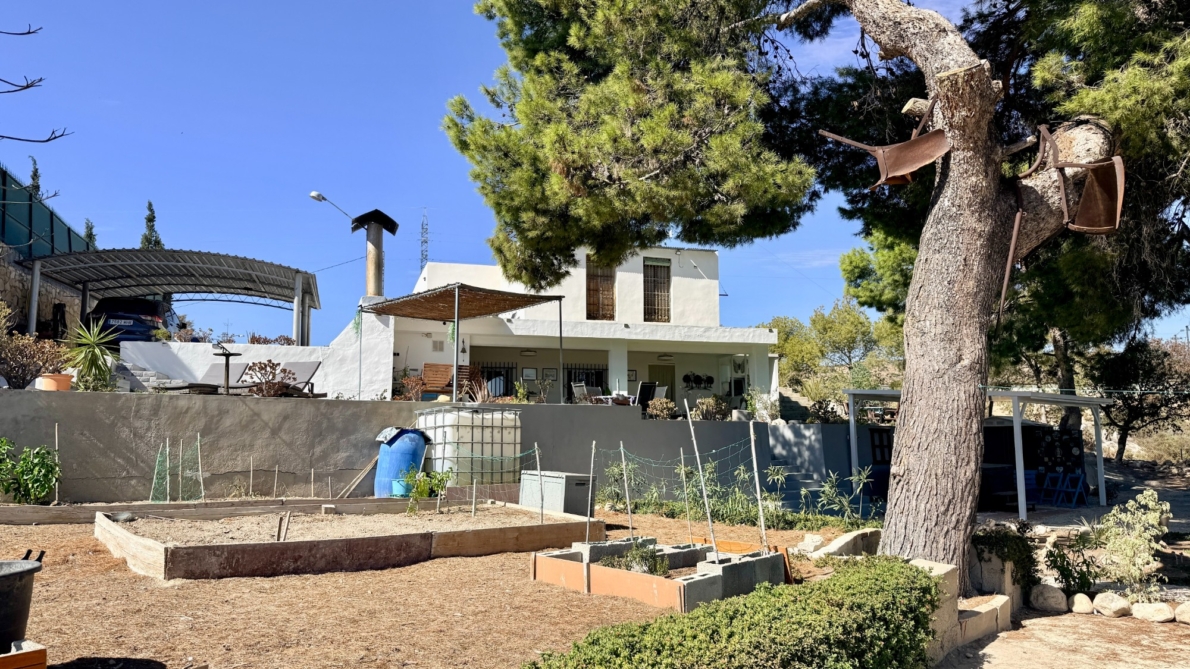 Villa for sale in Elche