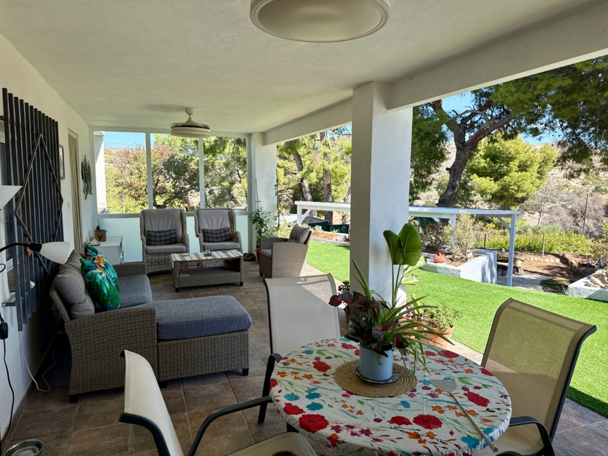 Villa for sale in Elche