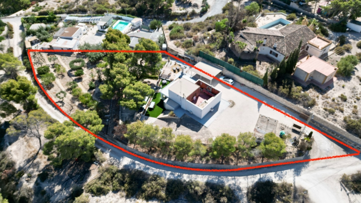 Villa for sale in Elche