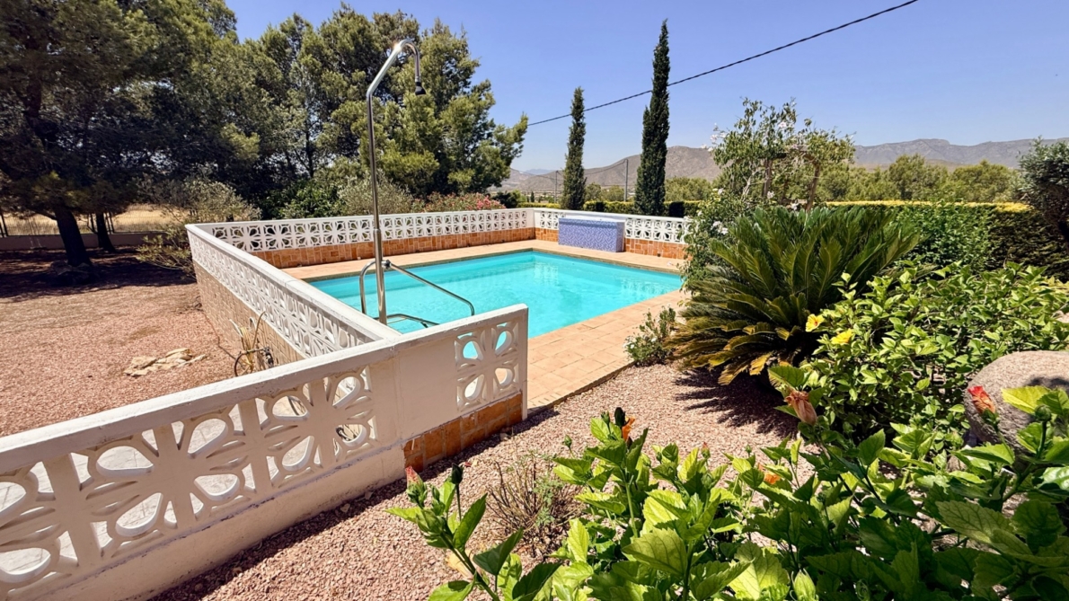 5. Finca / Country Property for sale in Hondón de los Fráiles
