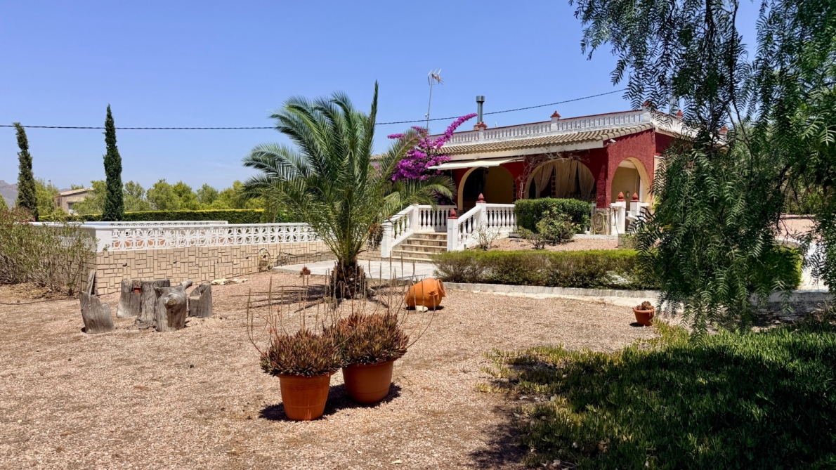 5. Finca / Country Property for sale in Hondón de los Fráiles