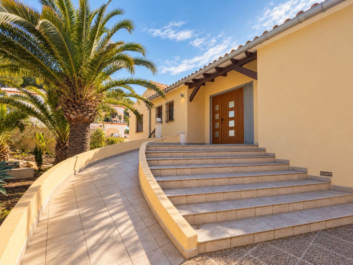DP-07-12629DR-8 Villa for sale in Moraira