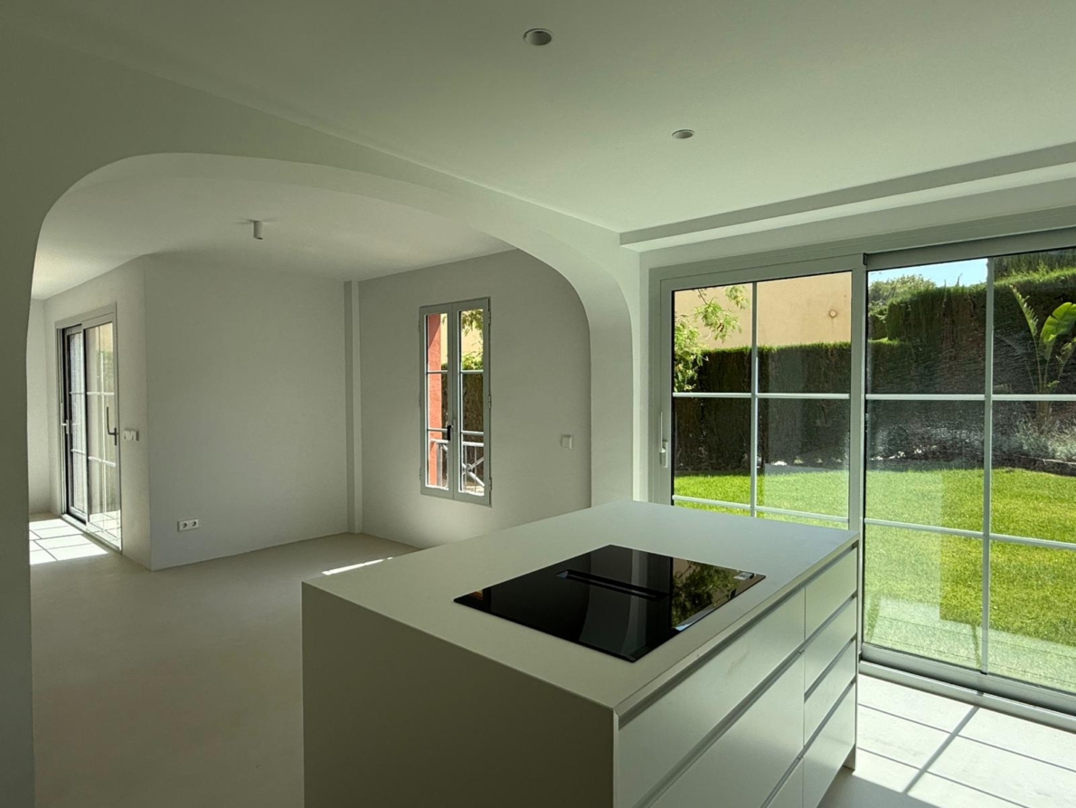 New build Townhouse for sale in Golf Badia