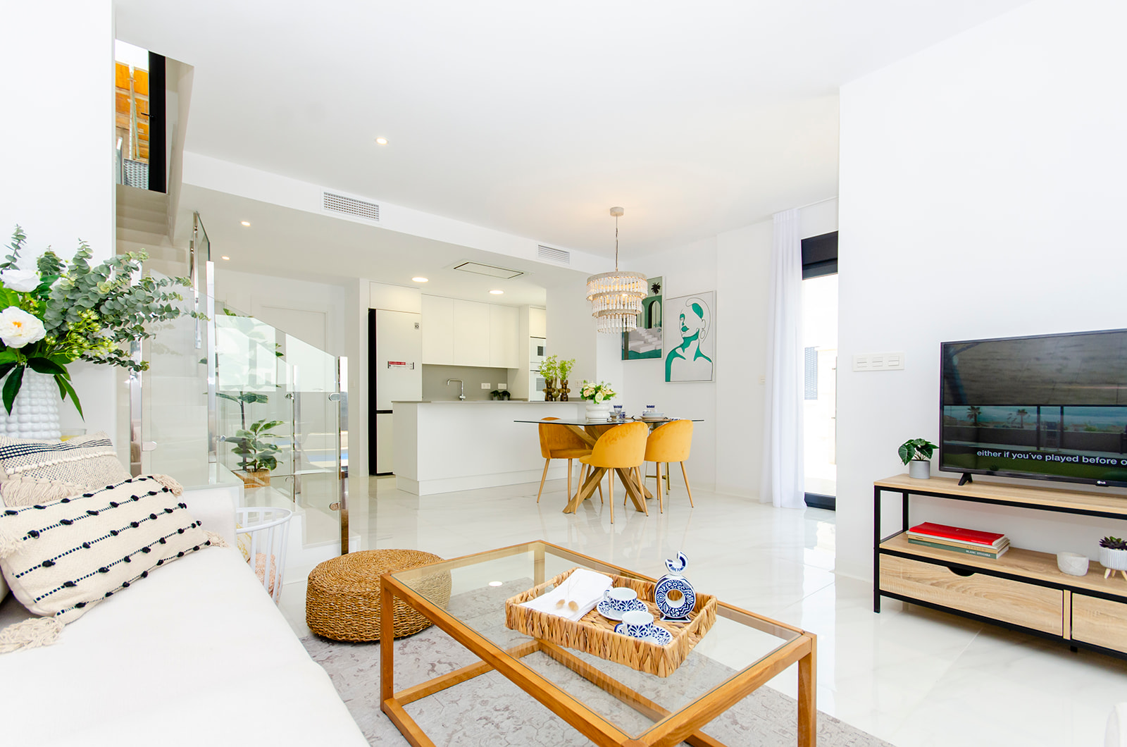 SUNA PROPERTIES New build Villa for sale in Vistabella