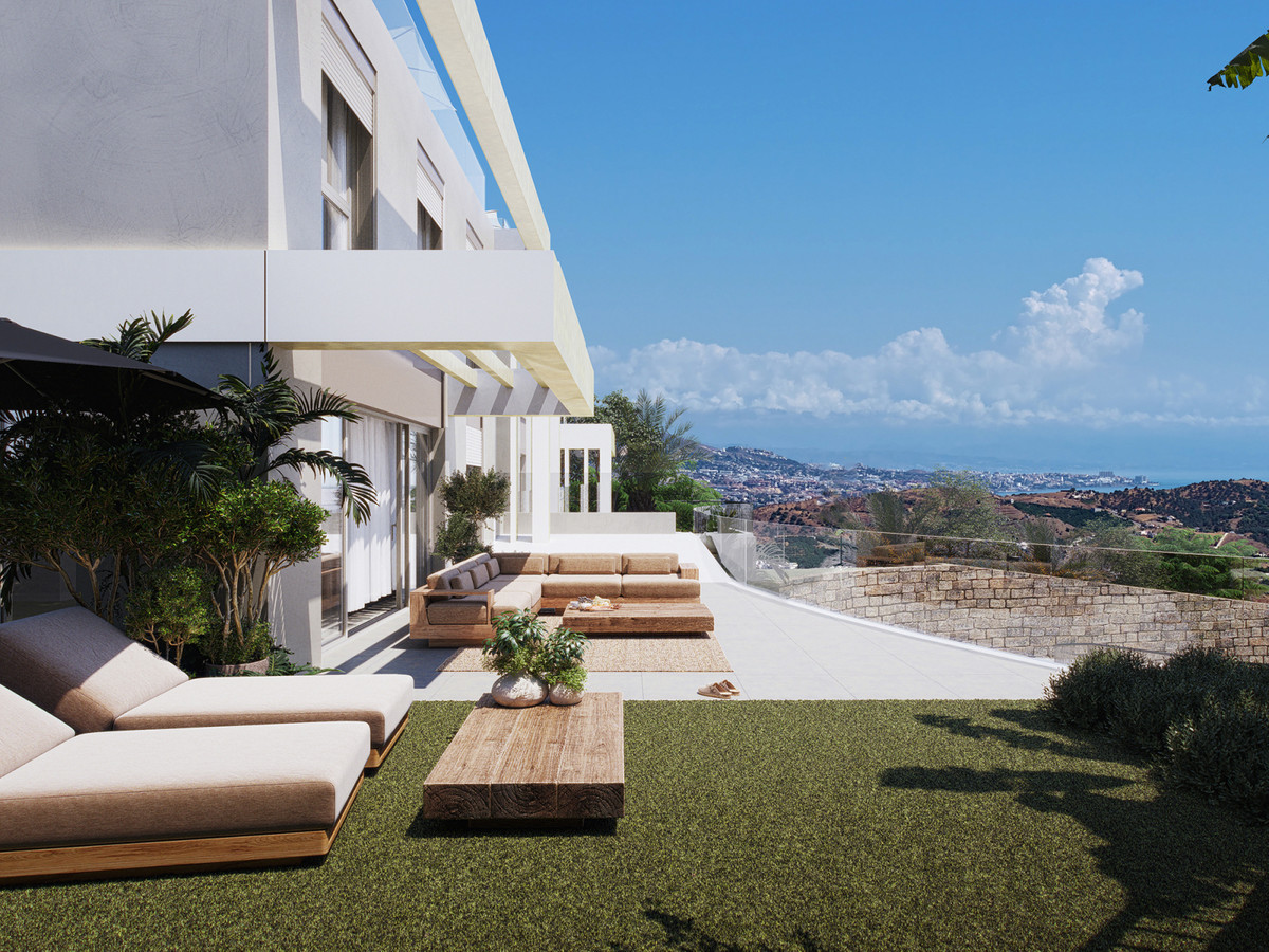 Villa for sale in Calanova Golf