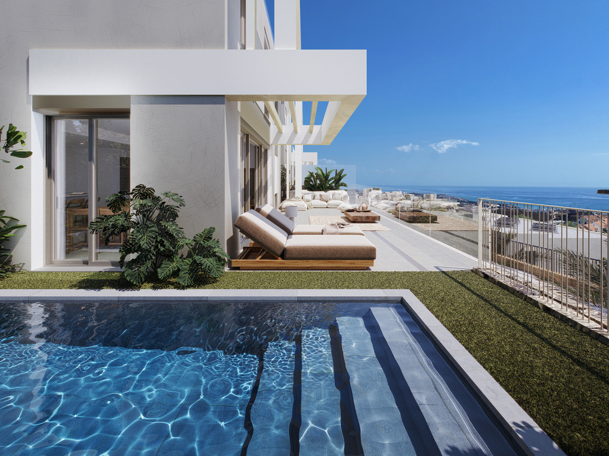 Villa for sale in Calanova Golf