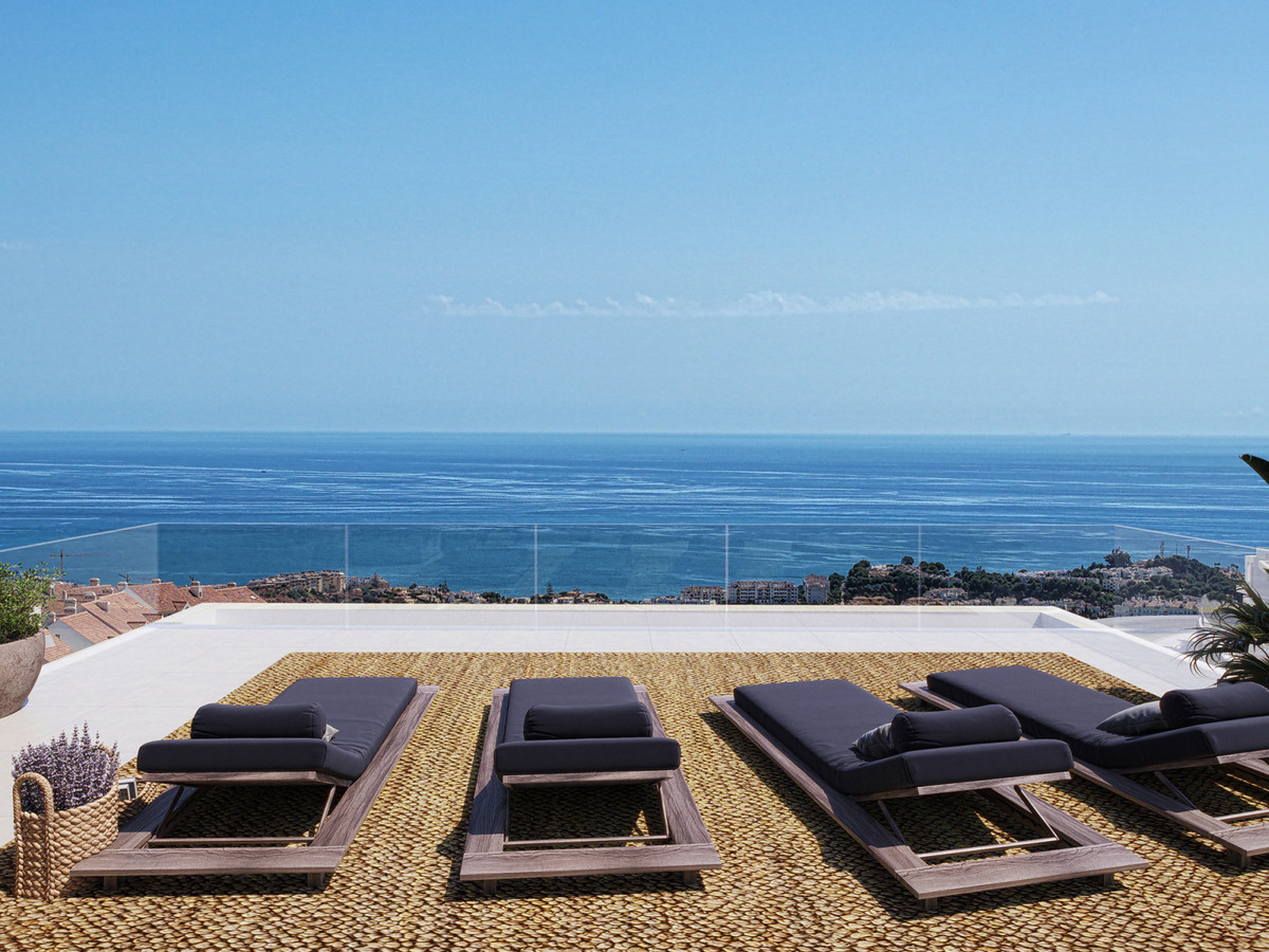 Villa for sale in Calanova Golf