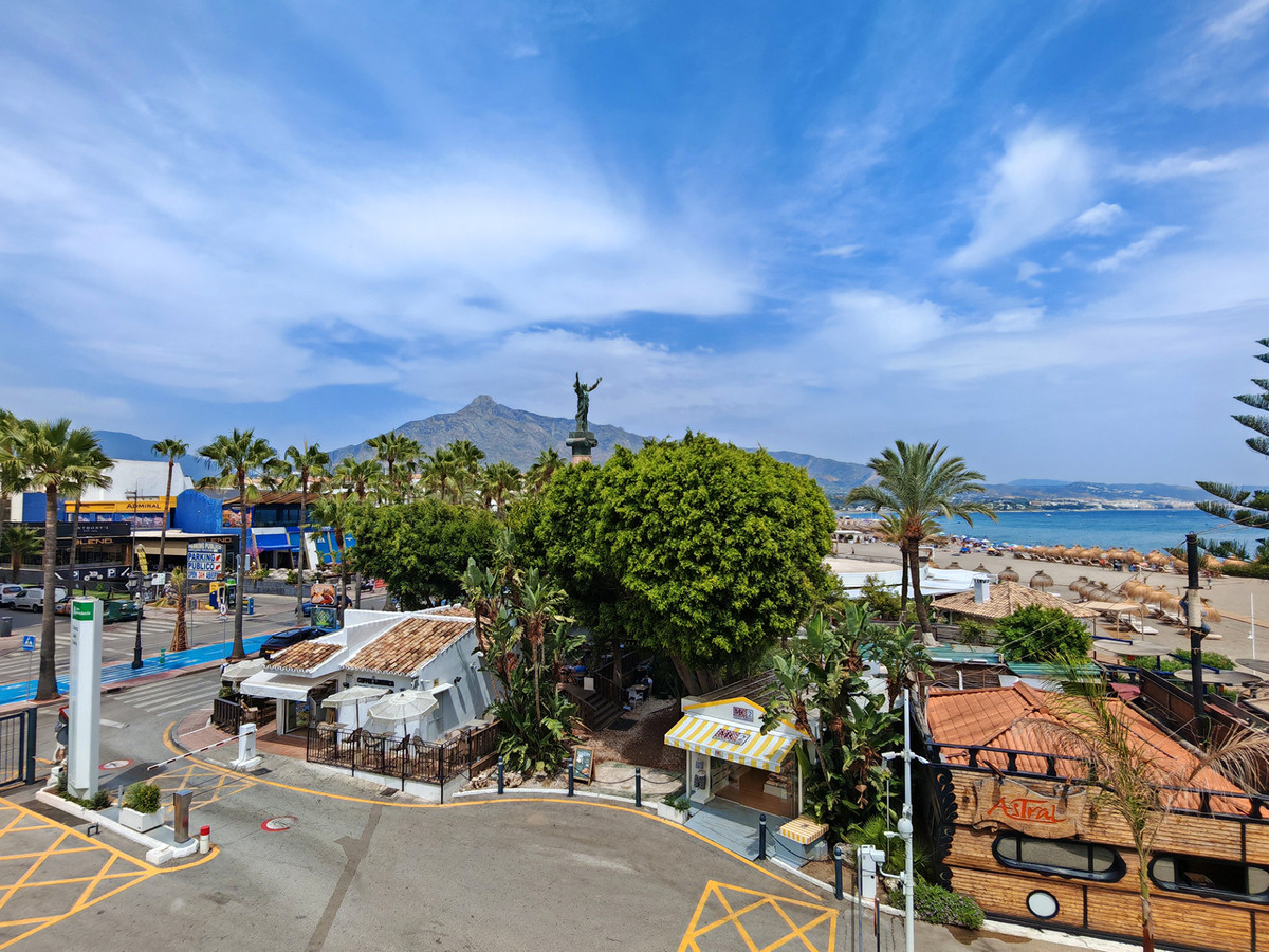 DP-12-R5477431-14 Apartment for sale in Puerto Banús