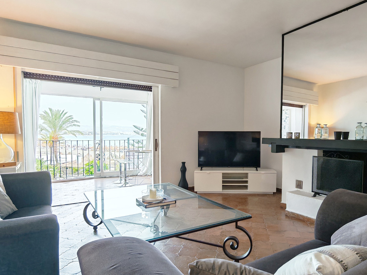 DP-12-R5477431-2 Apartment for sale in Puerto Banús