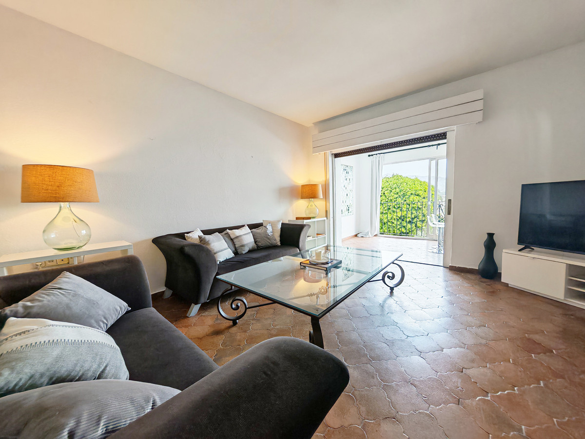DP-12-R5477431-3 Apartment for sale in Puerto Banús
