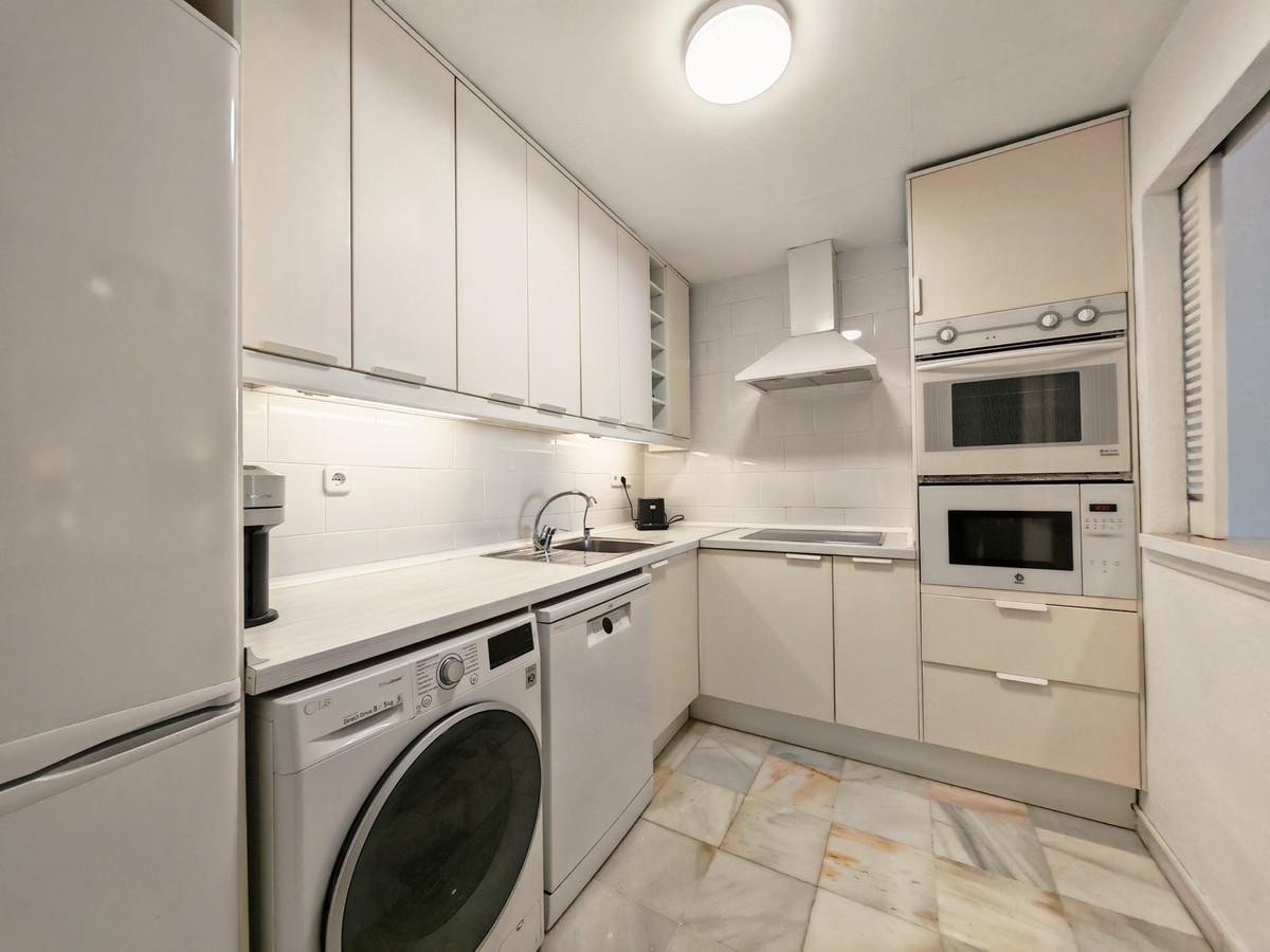 DP-12-R5477431-9 Apartment for sale in Puerto Banús