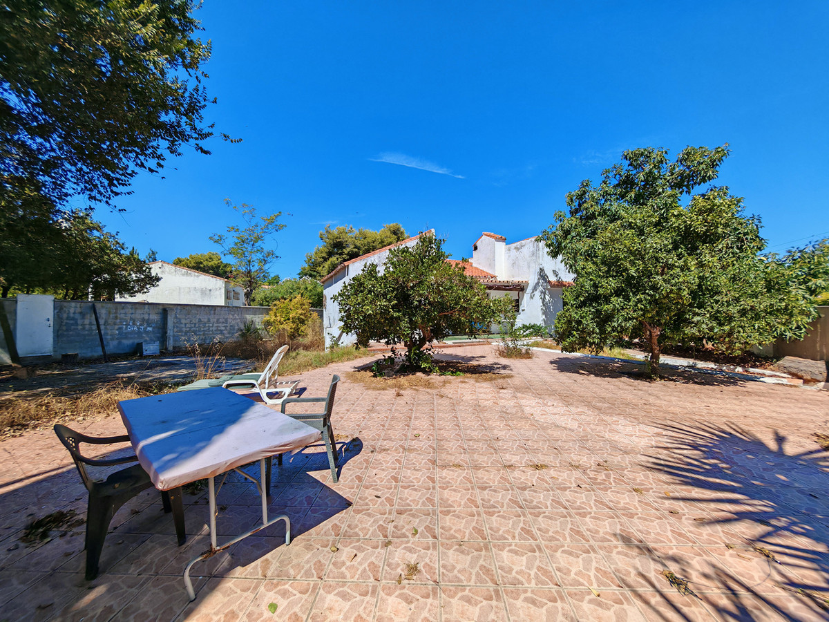 Villa for sale in Cancelada