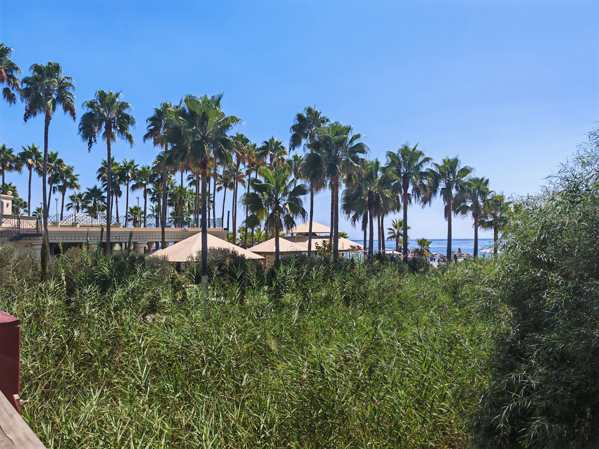 Villa for sale in Cancelada