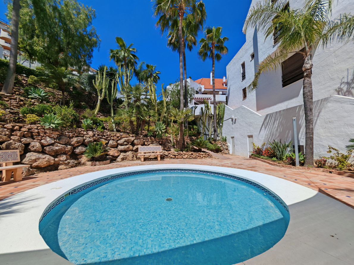 Apartment for sale in Nueva Andalucía