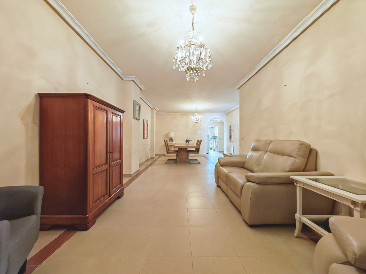 Apartment for sale in Nueva Andalucía