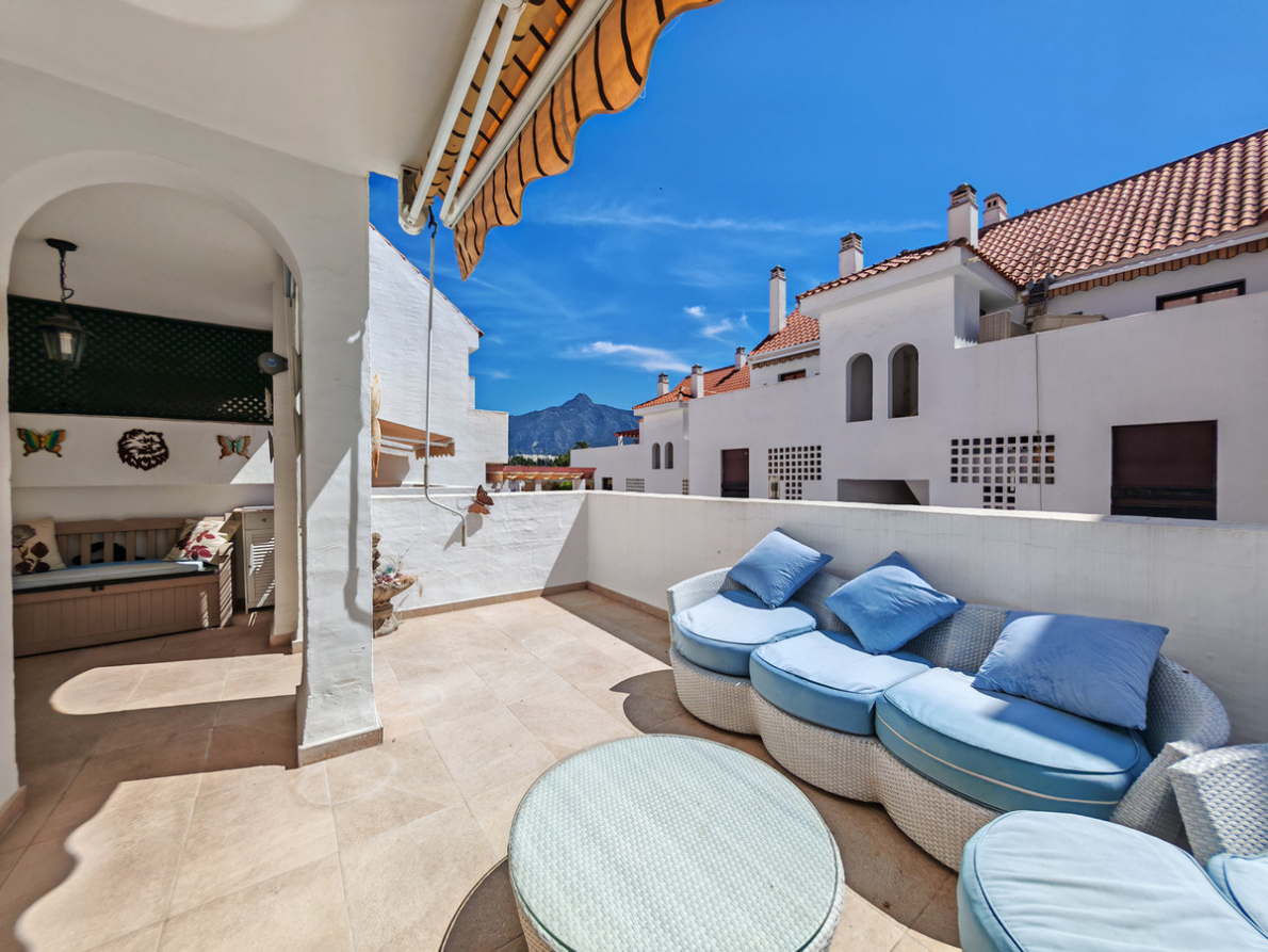 Apartment for sale in Nueva Andalucía
