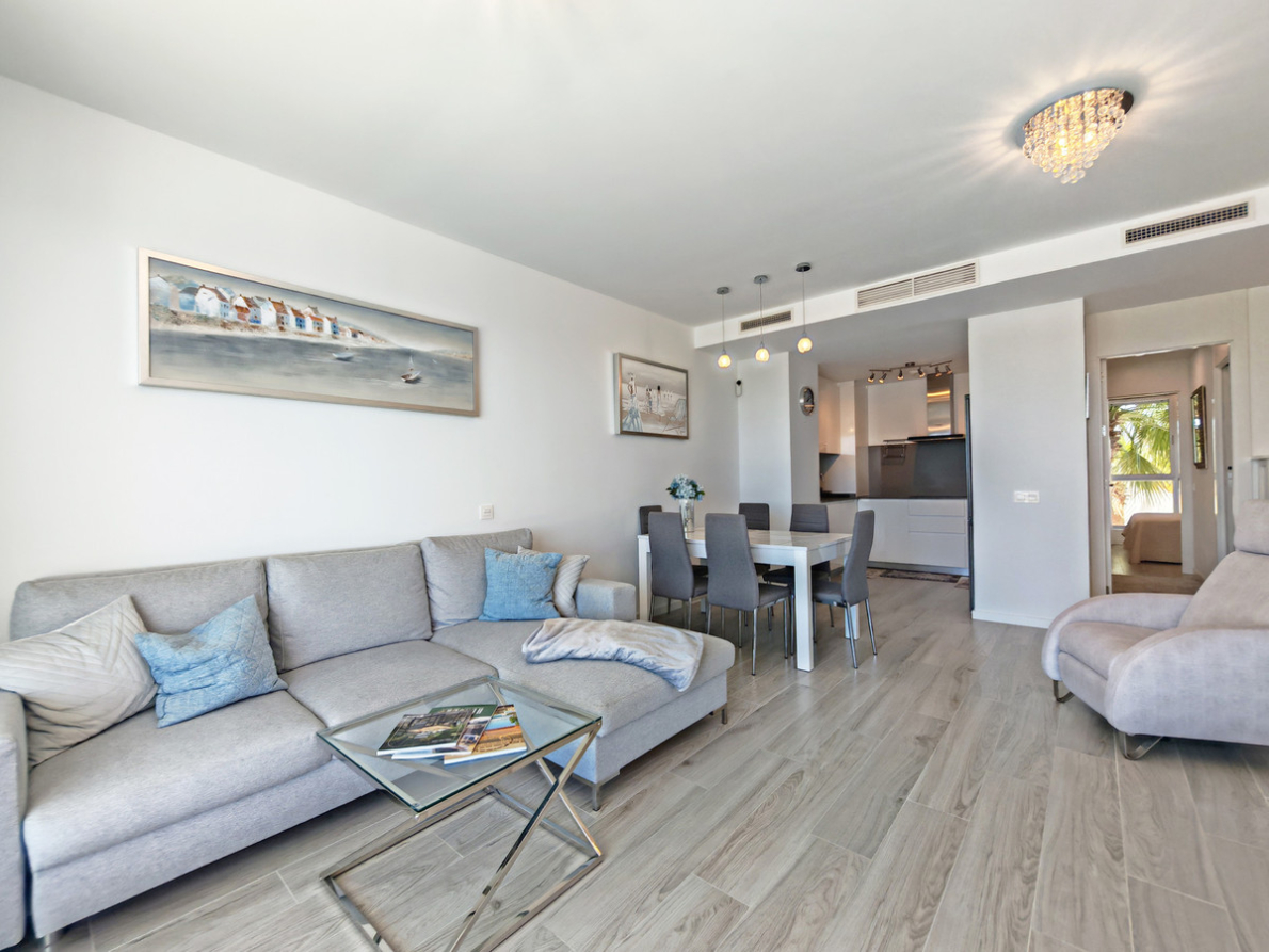 Apartment for sale in Cancelada
