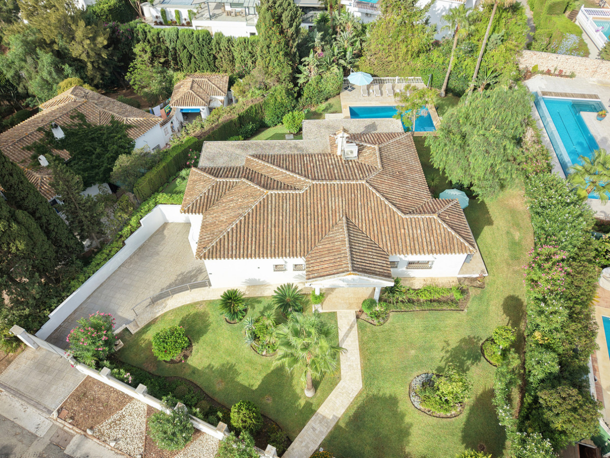 Villa for sale in El Chaparral