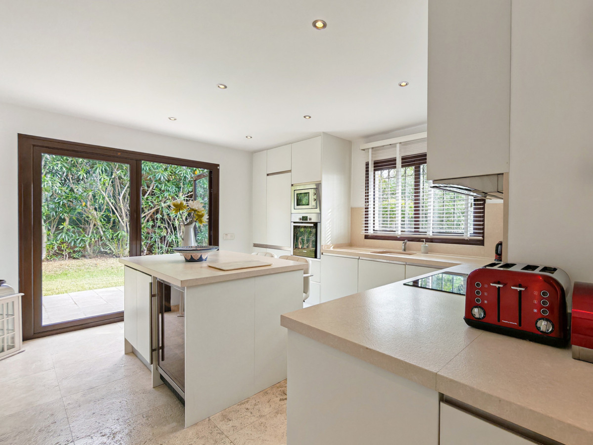 Villa for sale in El Chaparral