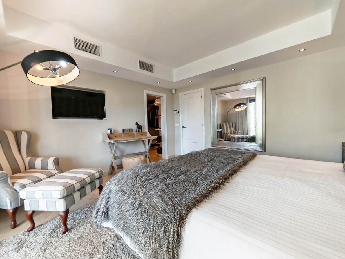 Villa for sale in El Chaparral