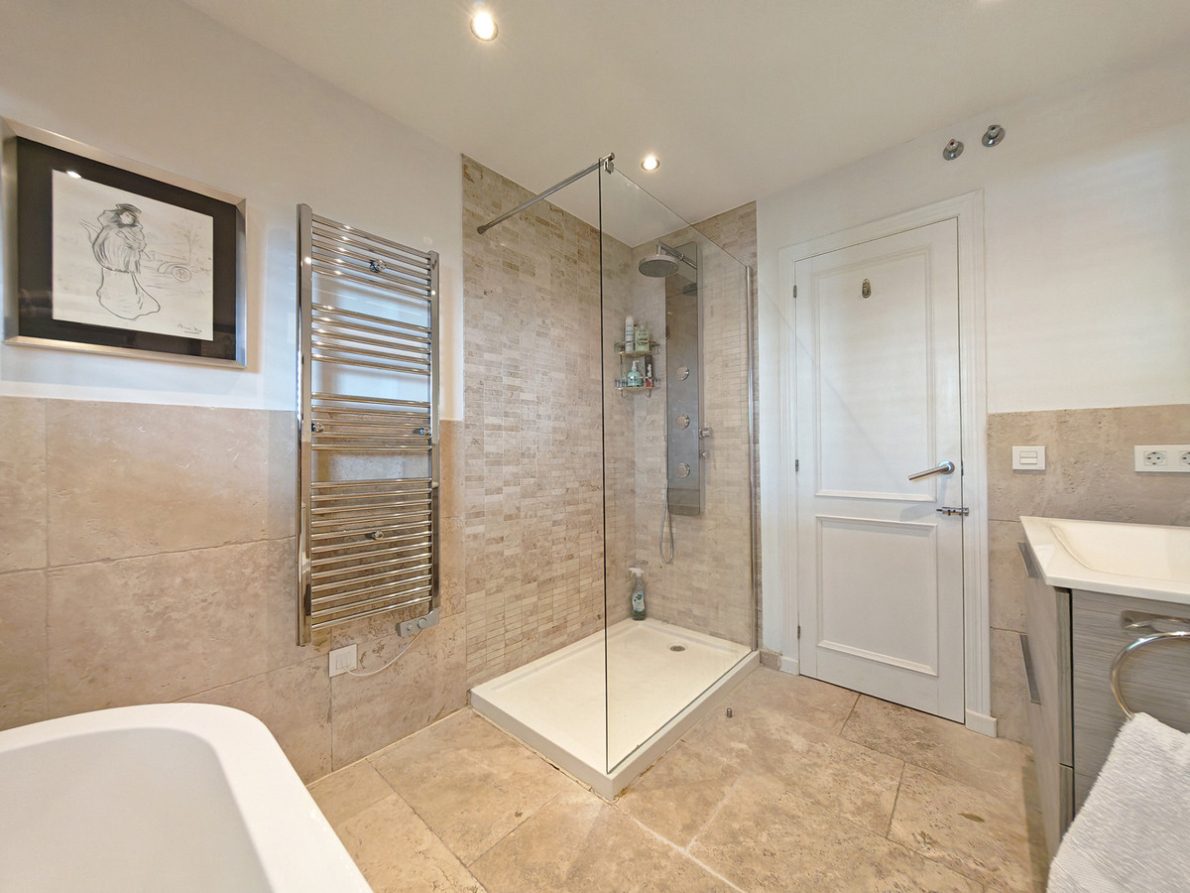 Villa for sale in El Chaparral