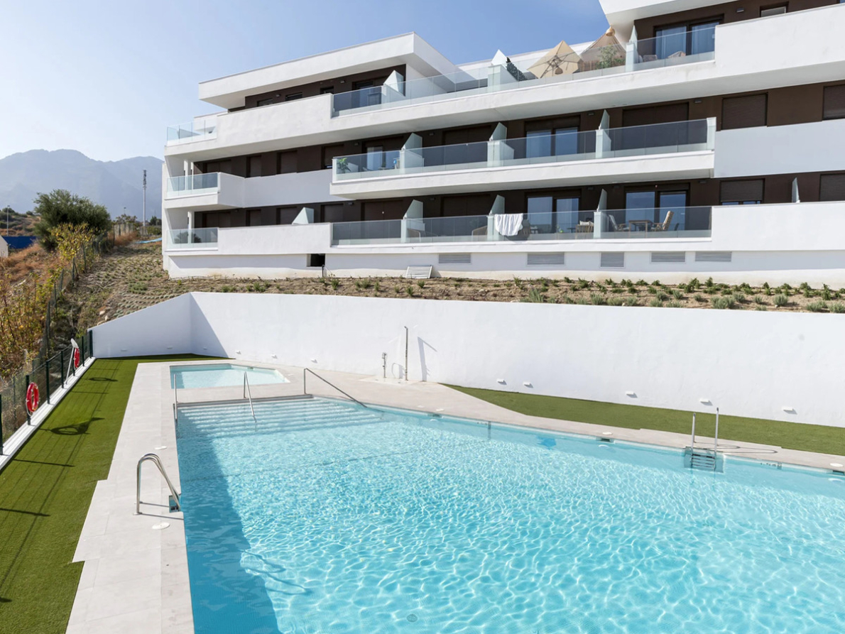 Apartment for sale in Estepona