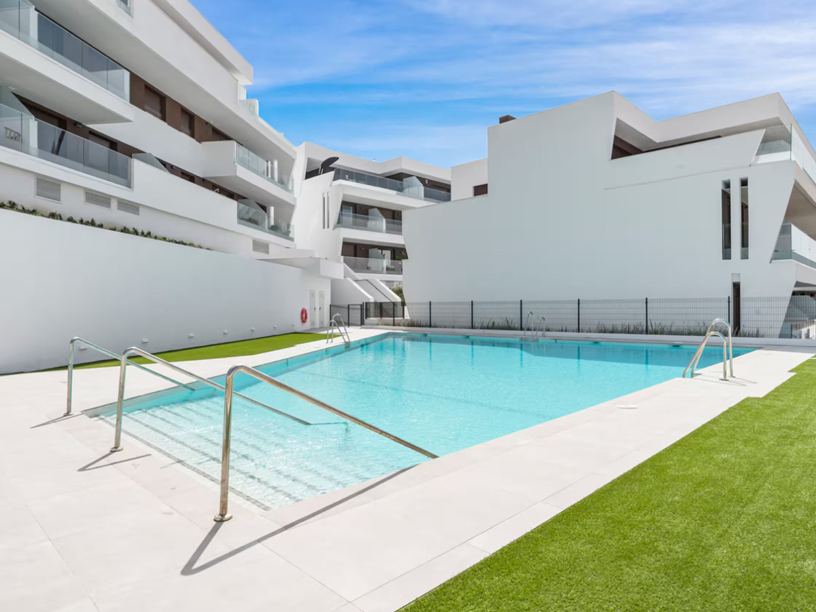 Apartment for sale in Estepona