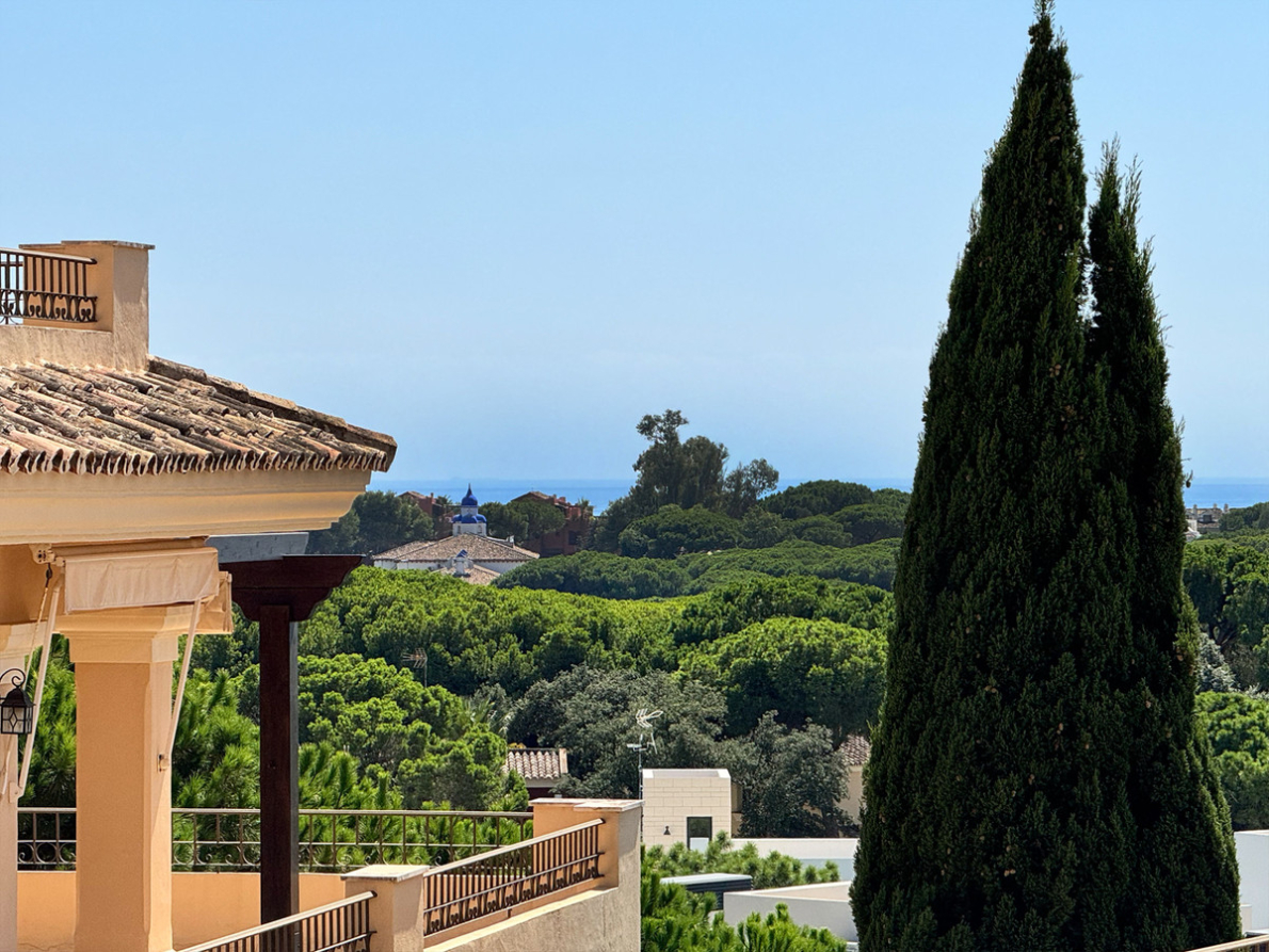 Apartment for sale in Elviria