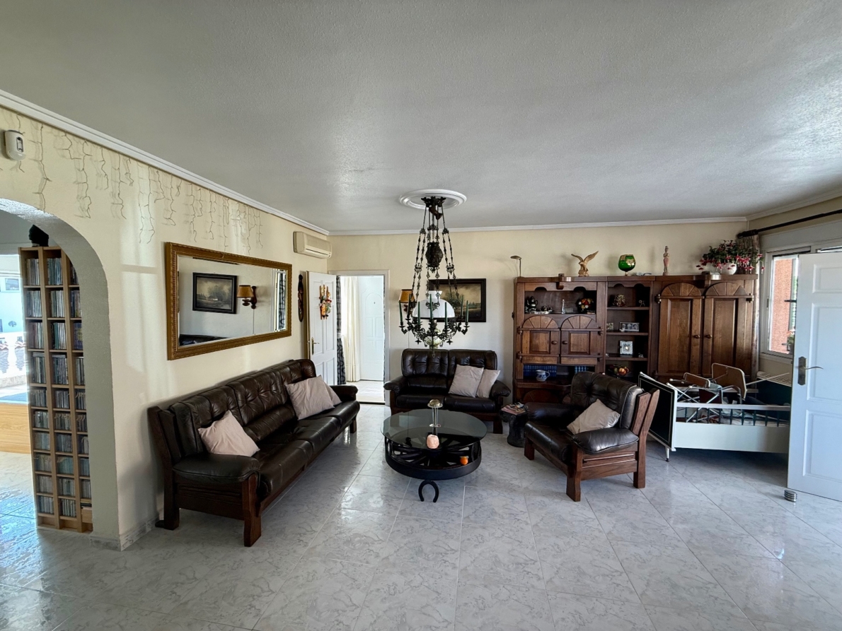 Villa for sale in Ciudad Quesada