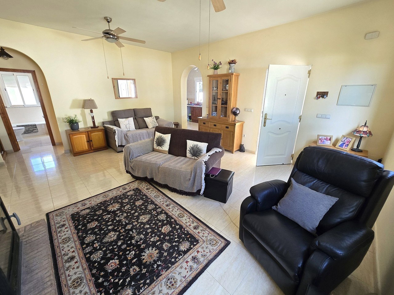 Villa for sale in Cantoria