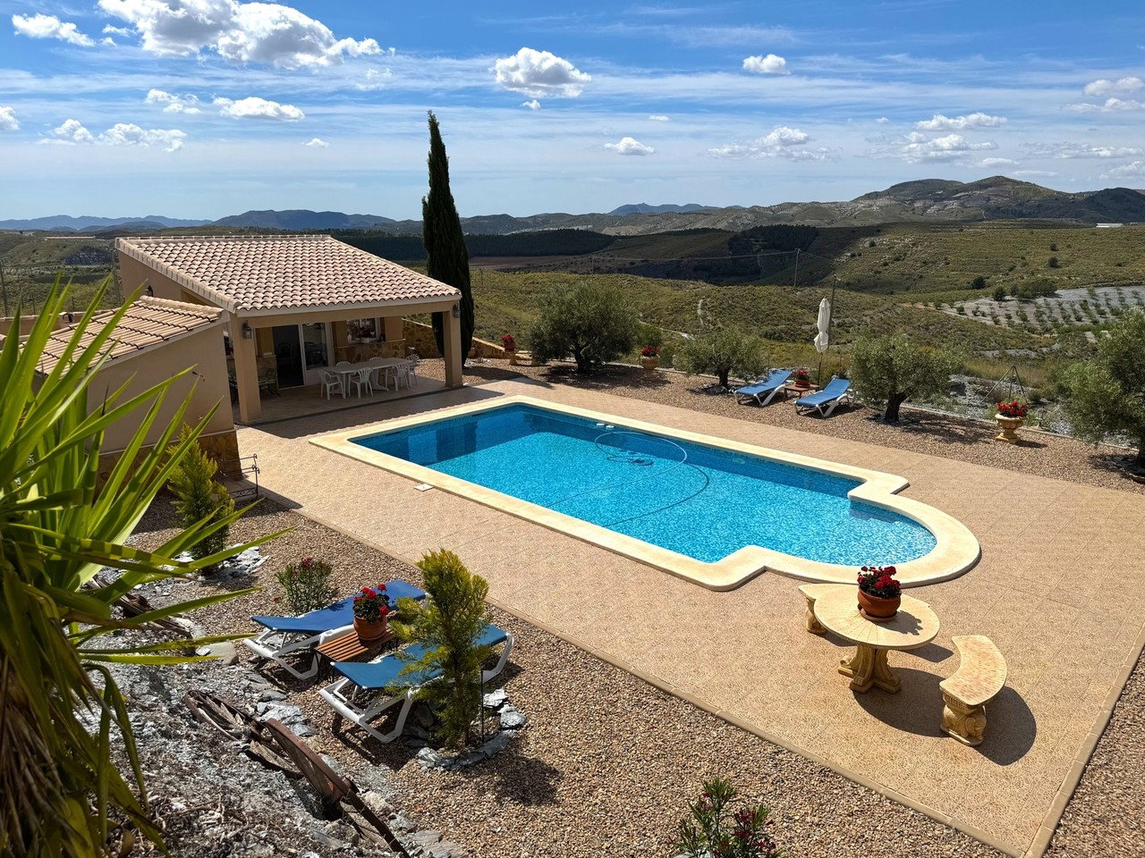DP-17-A1493-1 Villa for sale in Puerto Lumbreras
