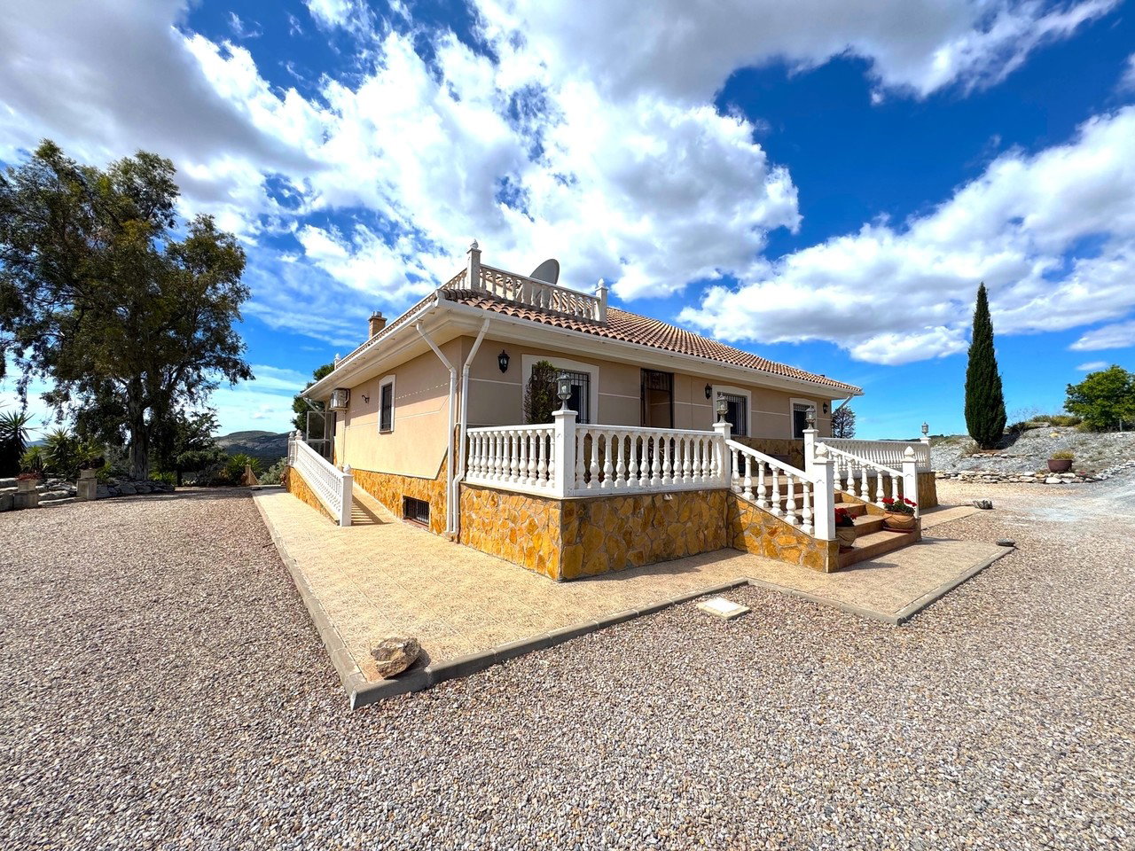 DP-17-A1493-21 Villa for sale in Puerto Lumbreras