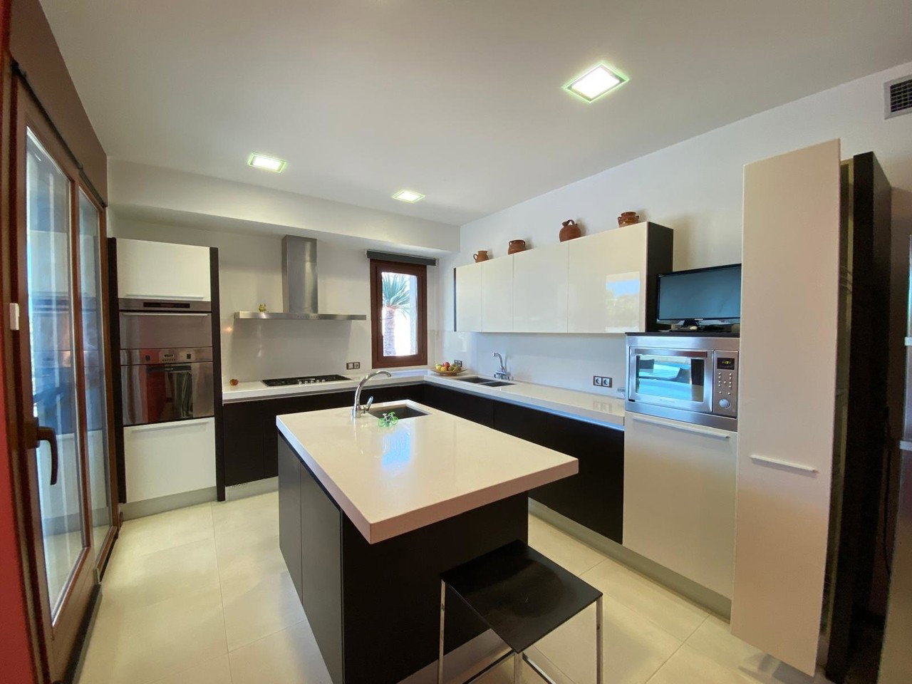 DP-17-A1494-10 Villa for sale in Huercal-Overa
