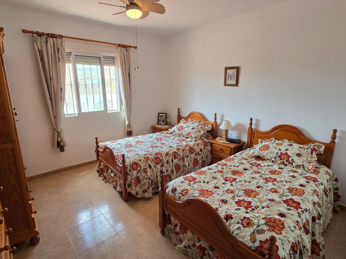Villa for sale in Albox