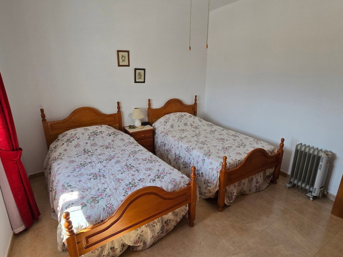 Villa for sale in Albox