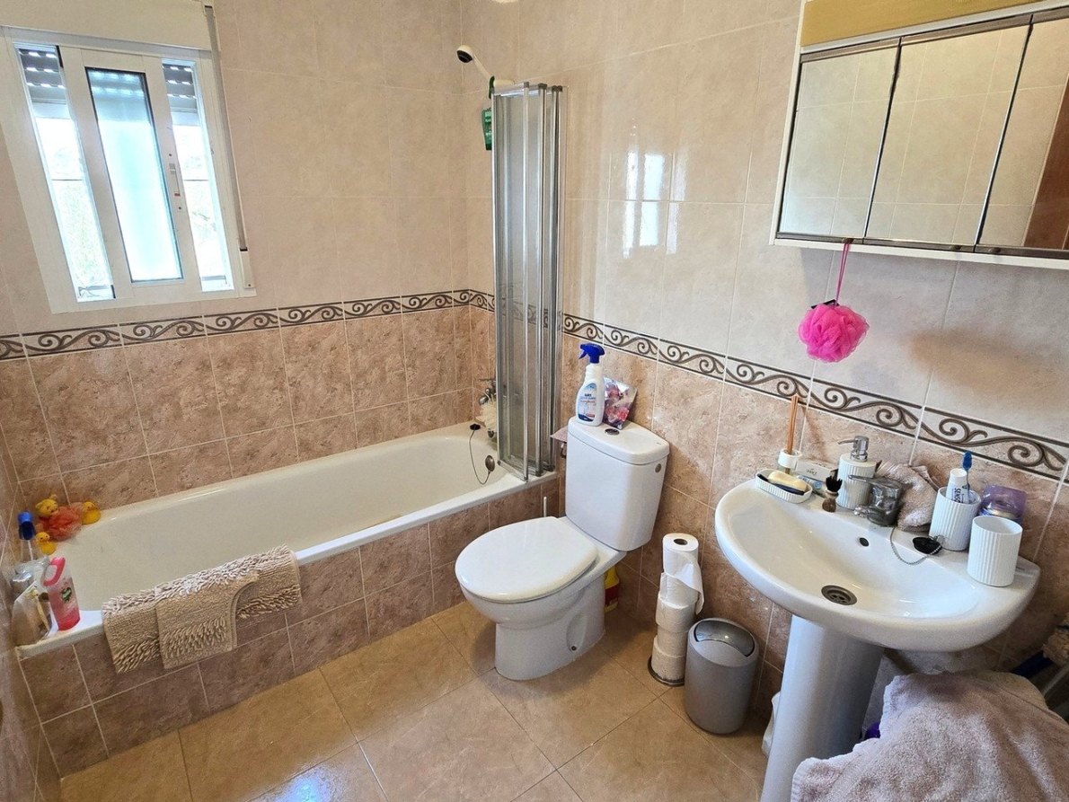 Villa for sale in Albox