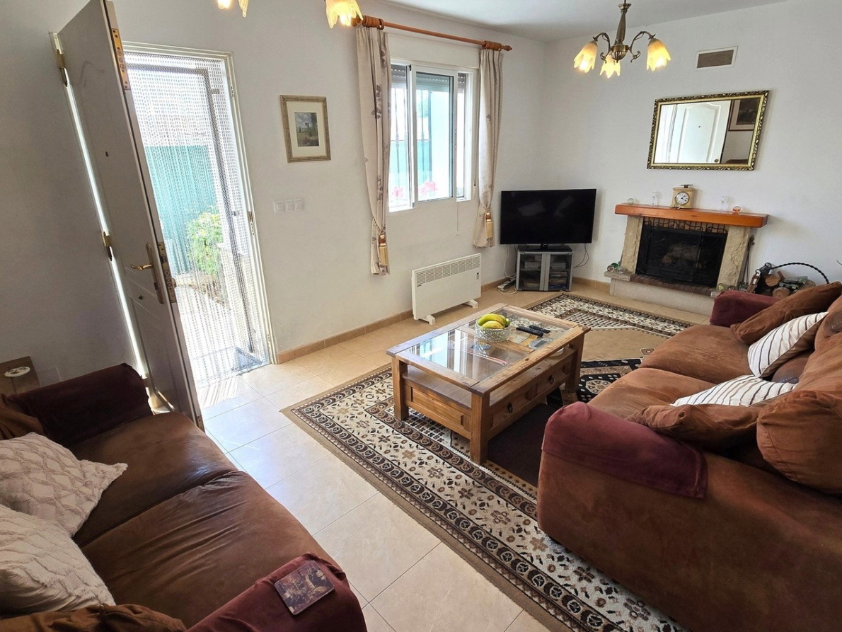 Villa for sale in Albox